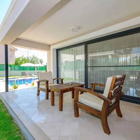 Exclusive With Private Pool, 1005 빌라