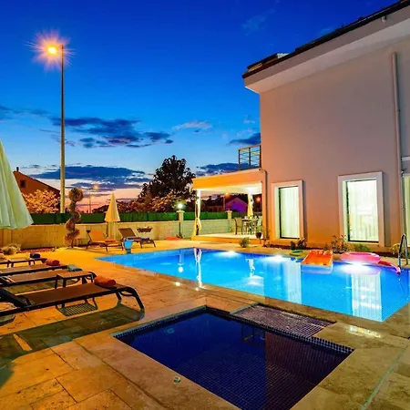 Exclusive With Private Pool, 1005 Willa Fethiye